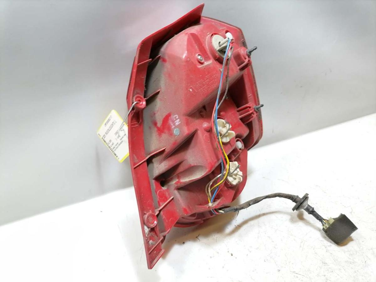 Chevrolet Aveo original R&uuml;cklicht R&uuml;ckleuchte Heckleuchte links rot wei&szlig; BJ09